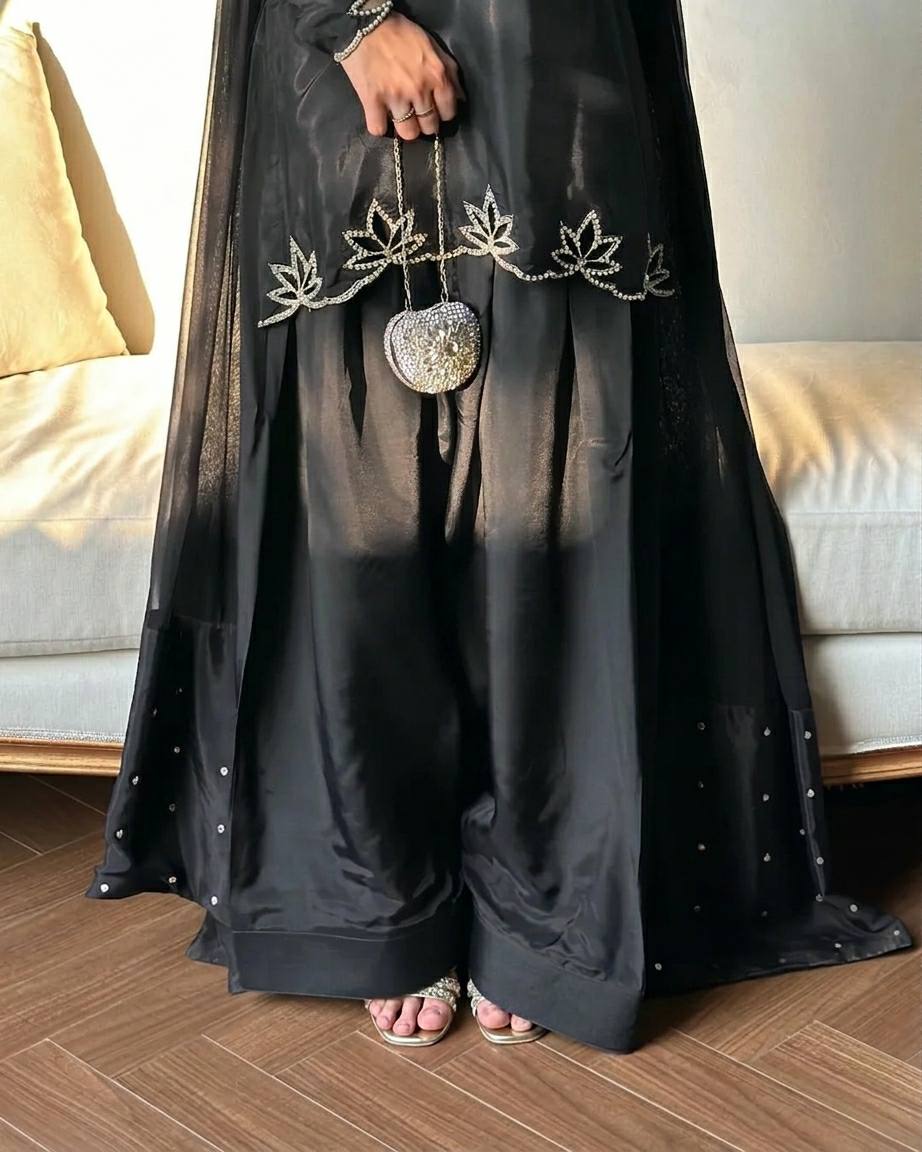 The Midnight Onyx Lotus-Embroidered Silk Set